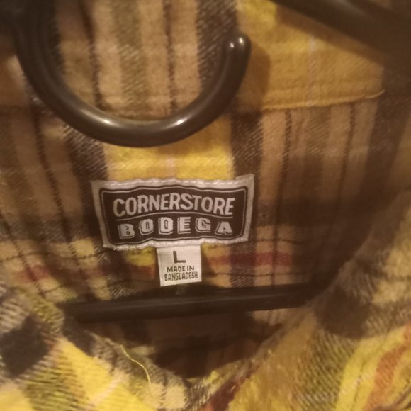 Button down - Picture 2 of 2